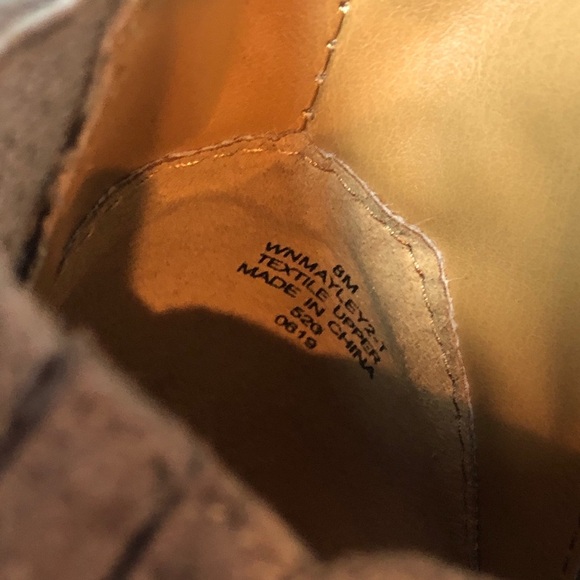 Nine West Mayley Taupe Chelsea Suede Ankle Bootie Woman’s Size 8 - Picture 4 of 10